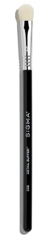 Sigma Beauty Professional E28 Detail Buffer Brush – Professional Eyeshadow Brush for Seamless Cream or Liquid Eyeshadow Blending, Packing on Metallic Shades & Highlighting the Brow Bone (1 Brush)