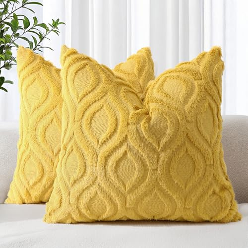 decorUhome Juego de 2 Fundas de cojín de Piel sintética de 50 x 50 cm, Fundas Decorativas de Terciopelo Suave y Esponjoso, Funda de cojín Cuadrada Bohemia Neutra para sofá, Amarillo Mostaza