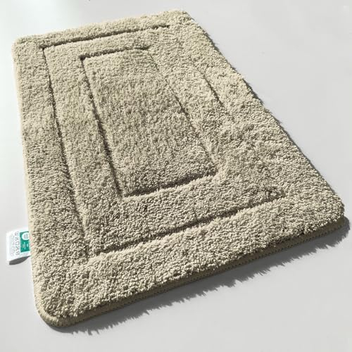 KARAT Badteppich Atlantis - extra flauschig & schnelltrocknend - Badezimmerteppich mit rutschsicherer Rückseite - Badematte Duschvorleger (50 x 80 cm, Beige)