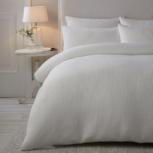 laqula Serene - Lindly - Textured Duvet Cover Set - Double Bed Size in White