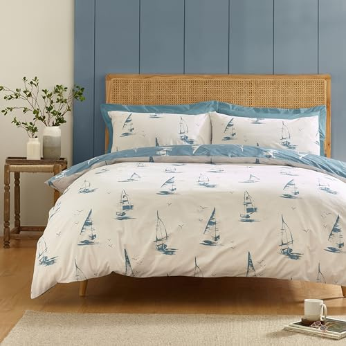 Catherine Lansfield Salcombe Boats Reversible Double Duvet Cover Set with Pillowcases Soft Blue