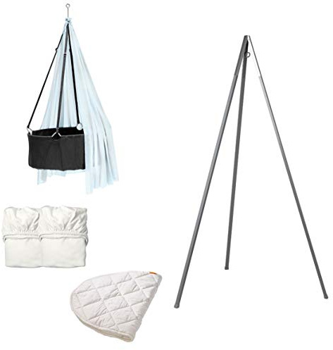 Leander Wiegen-SET - ALL INCLUSIVE - Wiege grau mit Stativ grau, Schleier dusty blue, 2 Spannbetttücher weiß, 1 Matratzenauflage