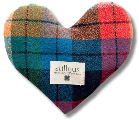 Stillnus Weighted Heart Eye Pillow with Organic Lavender & Flaxseed – Relaxation Gift for Women, Meditation Tool, Mindful Rest, Cooling Eye Mask, Wellness Self-Care Kit