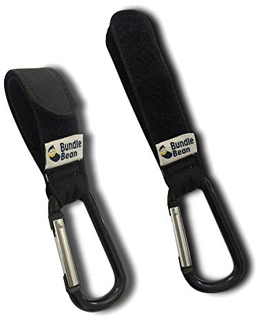 BundleBean - Clip per passeggino (coppia): Aggancia la tua spesa, borsa e borsa fasciatoio al tuo passeggino, passeggino, sedia a rotelle o deambulatore. Misura universale, cinghie nere con gancio e