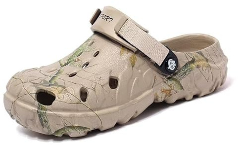 Lewhosy Zuecos para hombre con estampado de camuflaje, cómodos zapatos de jardín con correa ajustable, antideslizantes, transpirables, para exteriores, playa, camping, caqui, 43 EU