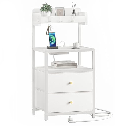 RALGEND Nachttisch mit Ladefunktion, Beistelltisch mit Stoffschubladen und Regalen, Metallrahmen, Nachtkästchen mit USB-Anschlüssen und Steckdosen, 3 Metallhaken, für Schlafzimmer, Wohnzimmer, Weiß