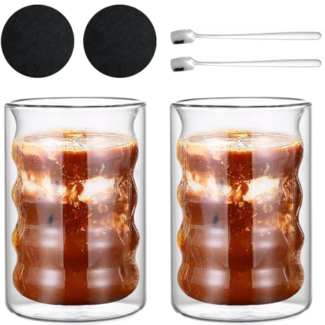 Gigtoop Latte Macchiato Gläser 2er-Set,Doppelwandige Gläser mit 2 Löffeln und 2 Untersetzern, 350ML,Spiralförmig Espressotassen Kaffeebecher Trinkgläser, Spülmaschinenfeste (2 pcs)