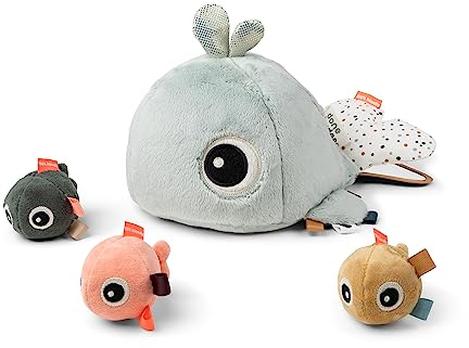 Done by Deer Versteckspiel Aktivitätsspielzeug – Wally – Blau | Sensorisches Babyspielzeug mit Geräuschen & Spiegel | Motorikspielzeug ab 0 Monaten | Montessori Lernspielzeug Wal