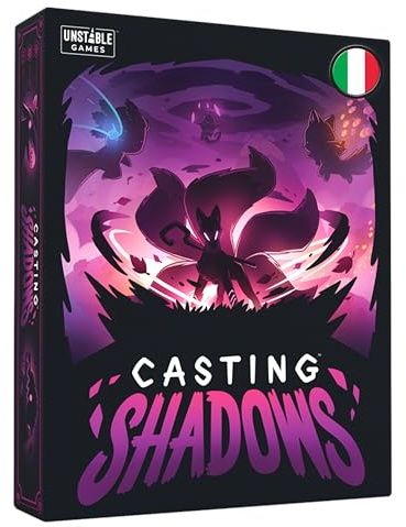 Asmodee – CASTING SHADOWS – Gioco di Carte dai Creatori di Unstable Unicorns – Gioco da Tavolo per Famiglie e Amici – Carte da Gioco – 2-4 Giocatori – 12+ Anni – Edizione in Italiano