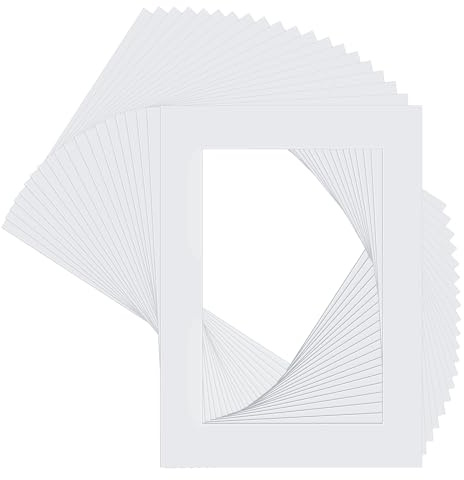 Daelesr 20 Pcs Carton Paspartú, Passepartout Blanco, Paspartú Marco de Biselado para Fotos, Passepartout Papel, para Enmarcar Imágenes Fotos Pinturas Carteles Impresiones Artísticas (29,7 x 42cm)