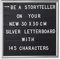 Relaxdays, Argento Board con Struttura in Legno, 145 Lettere, Numeri e Caratteri Speciali, 1,8 x 30 x 30 cm