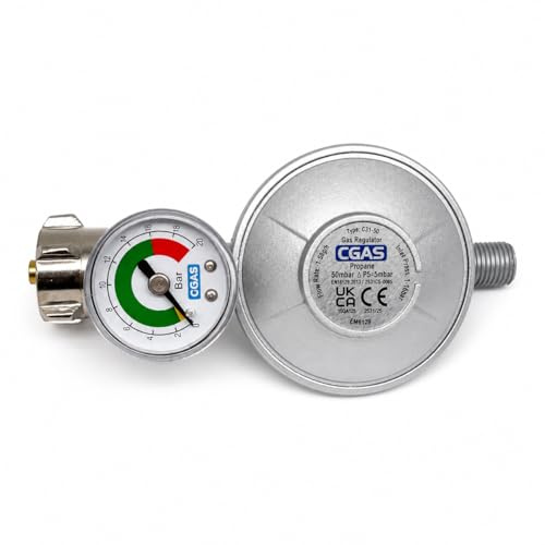NOLA Gasdruckregler 50 mbar mit Manometer & Schlauchbruchsicherung – für Gasflaschen bis 11kg EN16129 – 1/4 Linksgewinde – Propan Regler für Gasgrill, Campingkocher, Heizgerät & Abflammgerät