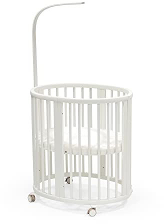 Stokke Sleepi Mini Bundle, Weiß - Inklusive Kinderbett/Bett, Matratze & Gardinenstange - Geeignet für Alter 0-5 Jahre - Verstellbar & Stilvoll