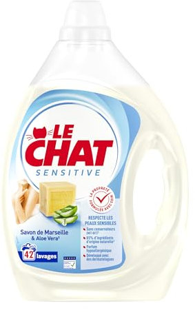 LE CHAT - Sensitive - Lessive liquide - Savon de Marseille & Aloe Vera - Respecte les Peaux Sensibles - Parfum Hypoallergénique - Développé avec des Dermatologues - 42 Lavages