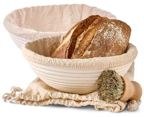 Praknu Gärkorb zum Brotbacken 2er Set - Aus nachhaltigem Rattan - Rund - 25cm - Set inkl. Bürste, Leineneinlage & Brotbeutel - Geruchsneutral