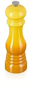Le Creuset Classic Adjustable Pepper Mill Grinder, Chip-Resistant ABS Plastic, Anti-Corrosion, 40 g, 21 cm, Nectar, 44001216720000