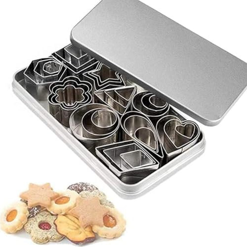 Ceeyoll Mini Emporte pièces,30 Moules à Biscuits Pour La Pâtisserie,Emporte Piece Patisserie,Emporte Pièces en Métal,Emporte Piece Plusieurs Formes Choix,pour La Cuisson De Gâteaux Fondants.