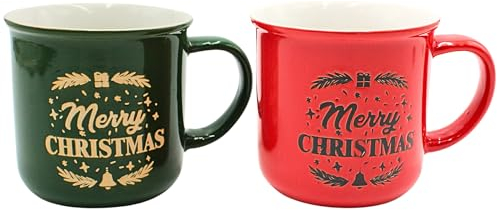 Dekohelden24 Weihnachtsbecher - Tassen aus Steingut in rot und grün als 2er Set, Aufschrift: Merry Christmas, Maße L/B/H 13 x 9 x 9 cm. Fassungsvermögen ca. 330 ml