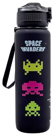 Mad Monkey Space Invaders Wasserflasche - 1 Liter Füllvolumen - Retro Deko für nostalgische Gamer - 80er Jahre Accessoires - Inklusive stilvollem Flip Top Deckel
