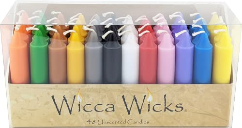 Wicca Wicks - Scatola di 48 candele colorate | 10,2 cm di altezza e 1,9 cm di diametro | Forniture per stregoneria per il tuo altare wiccan personale, incantesimi, ciondoli e intenzioni | Decorazione
