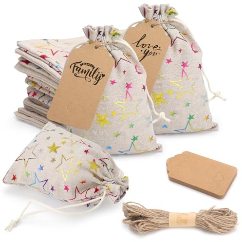 LOLANIUT 24 Bolsas de Regalo de Arpillera, 13 x 18 cm Bolsas de Arpillera de Yute con Cordón y Etiqueta de Regalo, Pequeñas Bolsas de Tela con Estampado de Estrellas, de Manualidades, Boda, Navidad