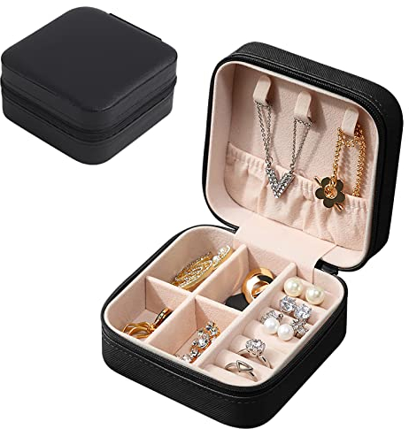 Eucomir Schmuckkästchen für Damen,Schmuckschatulle Reise,Klein PU-Leder Schmuckaufbewahrung Schmuckkoffer,Mini Schmuckbox Reise für Ringe,Ohrringe, Armbänder, Ketten für Frauen,Ehefrau,Mutter,Schwarz