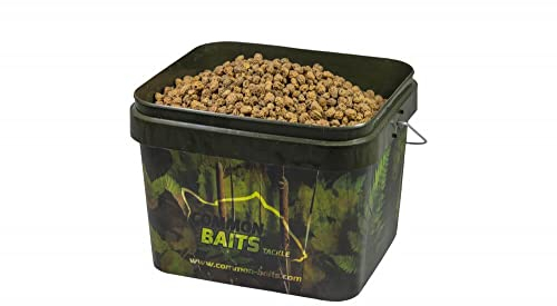 CommonBaits Tigernüsse Natural Mix 5,0Kg im 10L Camo Eimer/Tigers gemischte Größen