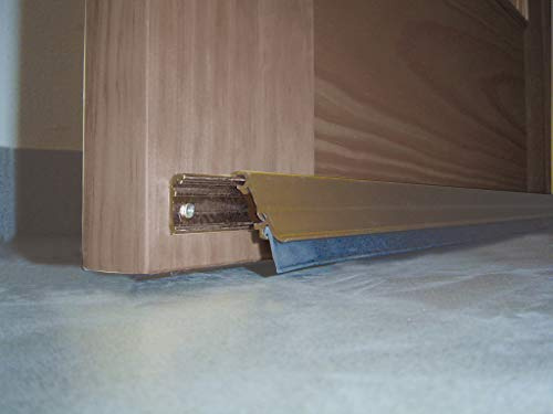 Burlete de aluminio basculante para interior y exterior para puerta de color MARRON de 93cm con labio de caucho de alta calidad. Fijación con tornillos a la placa base.