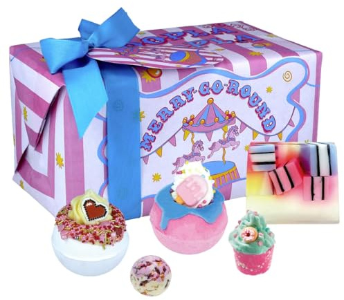 Bomb Cosmetics Cotton Candy Dreams 5 Piece Handmade Wrapped Bath Gift Set with Essential Oils, Includes Bath Bombs, Soap & Bath Creamer