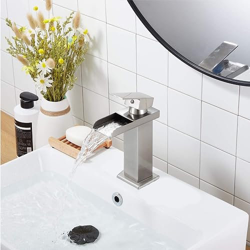 XWIHTR Robinet de salle de bain en cascade, robinet de salle de bain en acier inoxydable et laiton, économie d'eau, robinet d'évier, bouche chaude et froide, robinet d'évier à une poignée (brossé)
