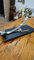 Jamonero Giratorio Profesional con Balancín Basculante + Cuchillo + Chaira. Soporte Oscilante y Rotatorio 360º para Jamón y Paletilla de Acero Inoxidable. Ideal para Cortar en Vertical u Horizontal