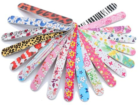 VALICLUD Juego de 30 Herramientas de Manicura Esponjas Impresas y Limas Pulidoras Profesionales para Limpieza y Pulido Antes de Aplicar Esmalte Color Aleatorio