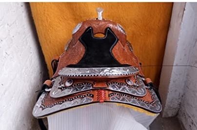Showmen - Sella western completamente decorativa, color argento, con testiera e richiamo del seno (45,7 cm)