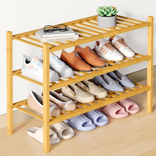 smiry Natural Bamboo Shoe Rack, 3 Tier Wooden Stackable Shoe Storage Organiser, Free Standing Shoes Storage Shelf for Entryway, Hallway, Small Spaces, Living Room, Natural