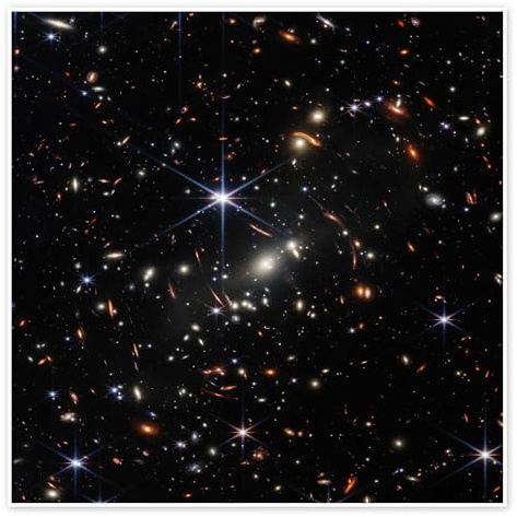 James Webb - First deep field image Poster von NASA 70 x 70 cm Schwarz Wandbilder Wanddeko