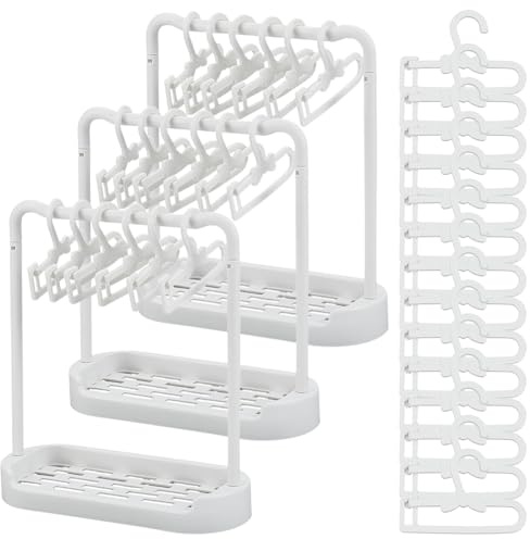 FREEBLOSS Ensemble de Portant à Vêtements pour Poupée avec 3 cintres pour Suspendre Les Vêtements de Mini Poupées. Accessoires pour Armoire et Maison de Poupée Blanches