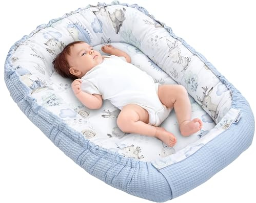 Medi Partners Babynestkapsel för nyfödd Babynest Sleep Bed - 100x60x15 Solsäng Essentials 0-12 månader sovande bilateral kokong 100% bomull våffel (Hjort och igelkott med ljusblå våffelmönster)