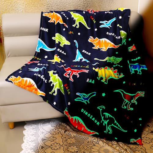 Yeqivo Manta de Dinosaurio Que Brilla en la Oscuridad para Niños, Forro Polar Suave y Caliente, Tamaño 130x150CM, Dinosaurio Azul Oscuro