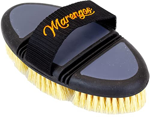 Marengos - Wurzelbürste Flex | Kardätsche für Pferde mit kräftigen Naturborsten | entfernt Schmutz & Schlamm | flexibel, ergonomisch & hochwertig | Fellbürste in schwarz/grau | Pferde Zubehör