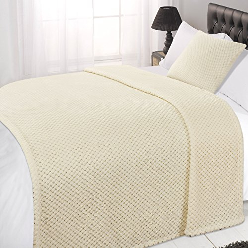 Dreamscene Cream Throw Blanket for Sofa, Soft Cosy Warm Honeycomb Waffle Mink Fleece Blanket for Bed Travel Blankets Faux Fur Fluffy Single Fleece Throw, 125 x 150cm