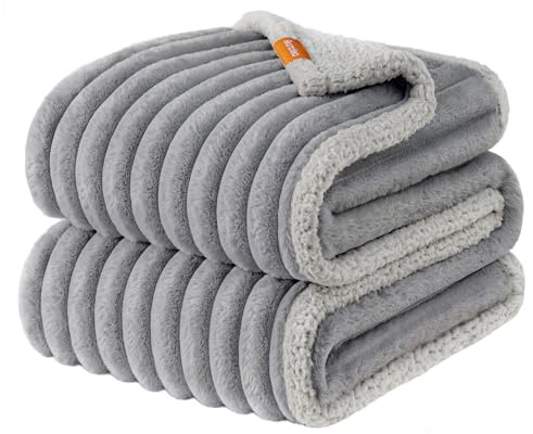 Feandrea Tappeto Impermeabile per Cani, Coperta Reversibile di Taglia XXL, 203 x 152 cm, per Cani di Taglia Grande e Extra Grande, Copridivano, Lavabile, Grigio Tortora e Grigio Chiaro PPB038G01