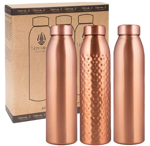 NORMAN JR. — Set di bottiglie d'acqua ayurvediche in puro rame (3 bottiglie, 1 L ciascuna): 2 lisce, 1 martellata. Confezione regalo per uomo e donna. Ideale per la Festa del Papà.