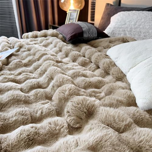 Couverture Double en Fausse Fourrure de Chameau Confortable - Couvre-lit Doux et Moelleux, Taille 200 x 230 cm, décor à Poils Longs, jeté de canapé et de canapé idéal, Poids de 5,5 kg