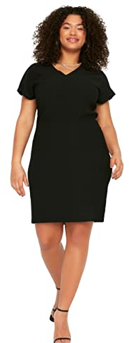 Trendyol Trendyol Women Plus Size Midi Basic Regular fit Knit Plus Size Dress, Trendyol Femmes Grande Taille midi Basique Coupe régulière Robe Grande Taille en Tricot Femme, Black,