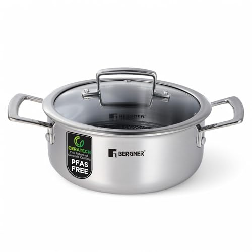Bergner STEELBLUE | Olla híbrida Tri-Ply sin PFAS de 20 cm con tapa de vidrio | Recubrimiento cerámico CERATECH | Acero inoxidable | 3 capas | Apto Inducción | Resiste Arañazos | Estructura de Panal