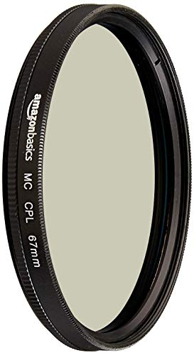 Amazon Basics 67 mm Filtro de Protección Polarizador Circular para Colores más Profundos, Reducción de Reflejos y Deslumbramientos, Multicapa, Protege contra el Polvo, la Suciedad y los Arañazos