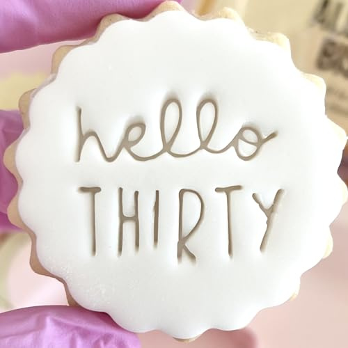 Timbro per biscotti con scritta Hello Thirty 30, per 30° compleanno, per biscotti e burro, riutilizzabile, strumento per decorare torte, biscotti, segni e spencer, con taglierina abbinata inclusa