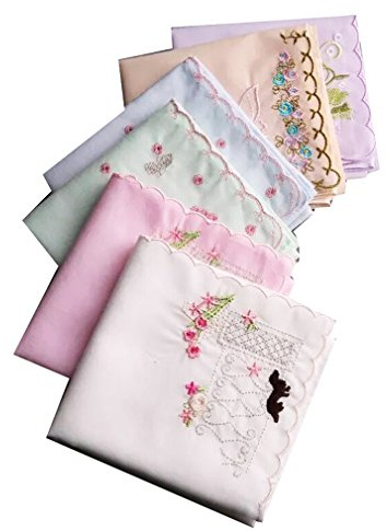 Assorted Ladies Novetly Embroidered Cotton Soft Handkerchiefs Scalloped Hankies 3PCS