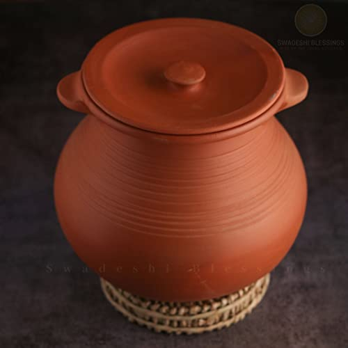 Swadeshi Blessings Handmade Exclusive Range Unglazed Clay HotCase/Earthen Pot for Cooking & Serving with Lid(Natural Firing Shade & Mirror Shine) (3 litres)
