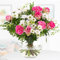 Blumenstrauß Glückskind, Rosa Blumen versenden, handgebunden mit 7-Tage-Frische-Garantie, Rosen, Nelken, Chrysanthemen und Schleierkraut, Blumenversand